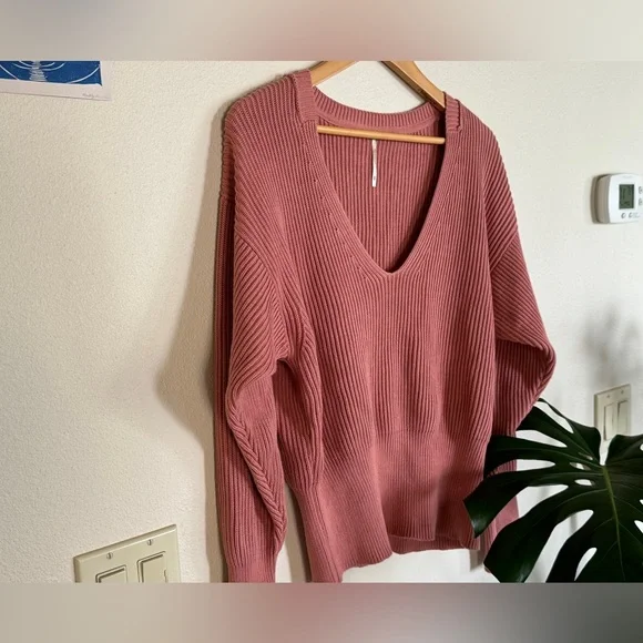 Free People Allure Ribbed V-Neck Crop Sweater XS NWOT 100% Cotton - Picture 11 of 13